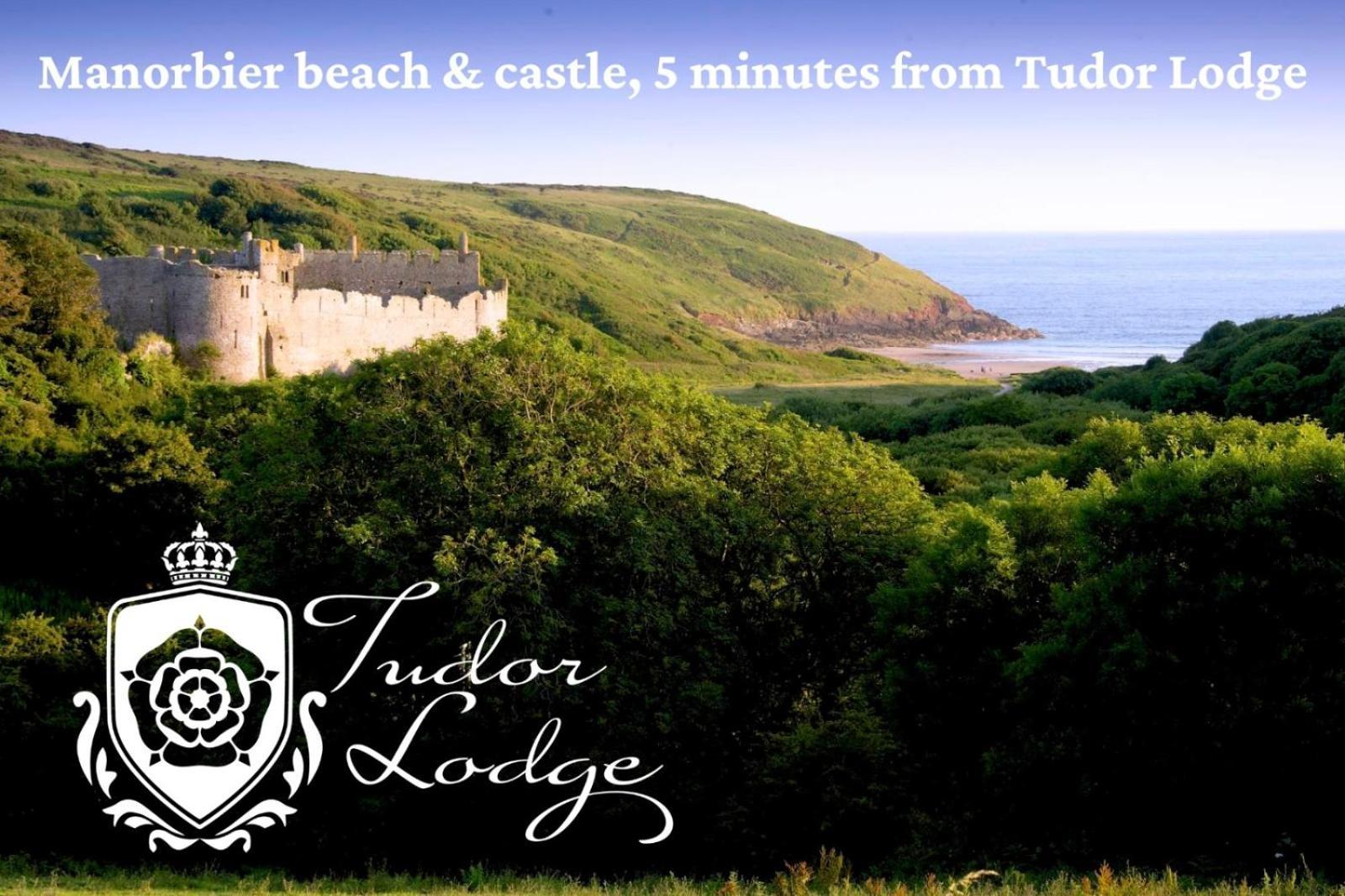 Tudor Lodge Bed & Breakfast Manorbier Exterior photo